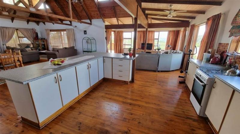 5 Bedroom Property for Sale in Rheenendal Western Cape